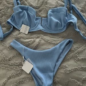BRAND NEW NWT Monday Swimwear Set Periwinkle Crinkle